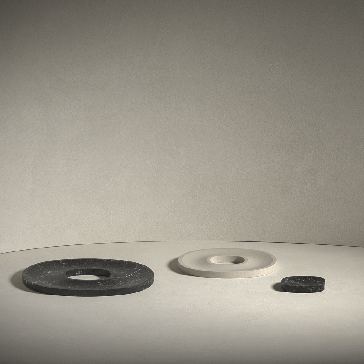 Pietra L14 Tray