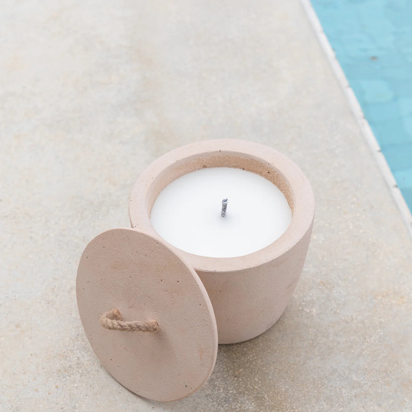 Urban Outdoor Garden Candle XL + lid - Blush