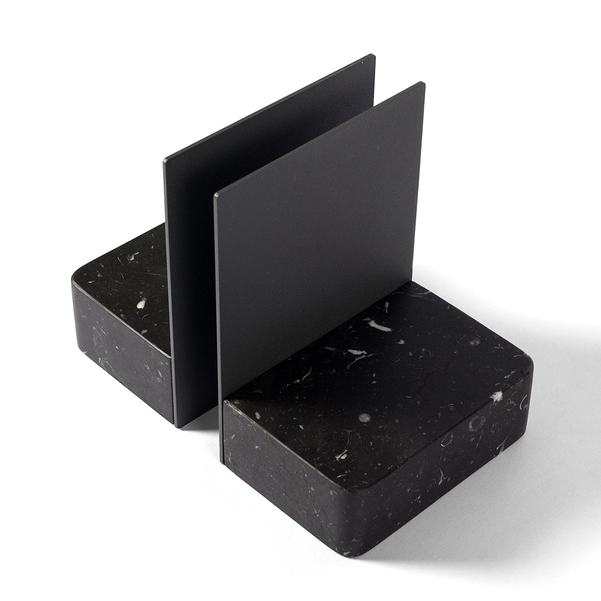Pietra L08 Bookends Nero Marquinia