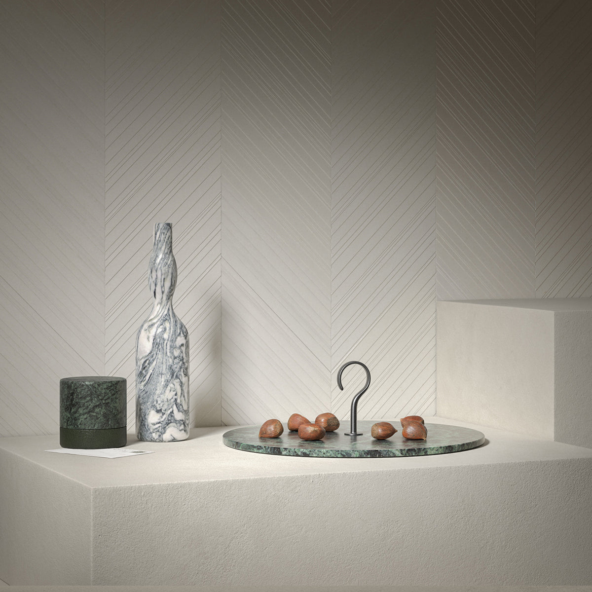Pietra L12 Tray